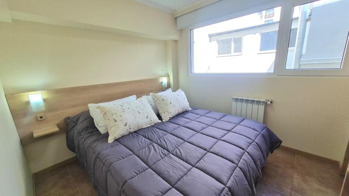 BLANCA ROSA sobre la calle principal