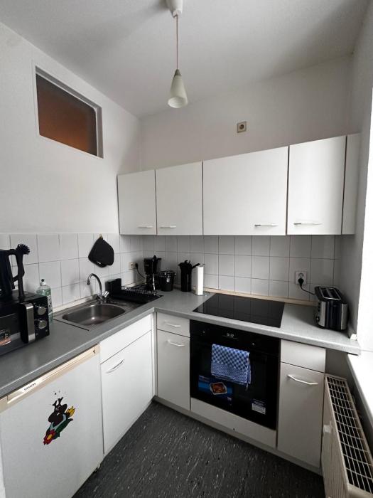 2-Zi-Wohnung und Parkplatz für Geschäftsreisende