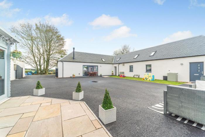 5 Bed in Galston oc-s33451