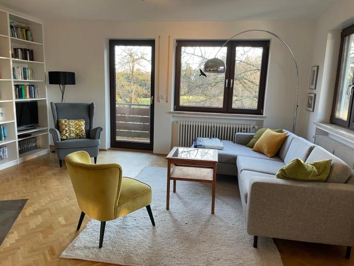 Großzügige individuelle Wohnung am Starnberger See