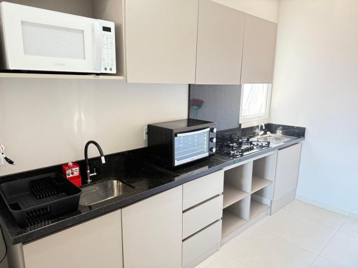 Ótimo apto a 50m da areia churrasq 2Q 2 banheiros 302