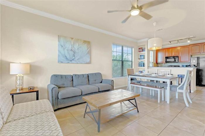 3BR Disney Condo | 3 En-Suites + Pools