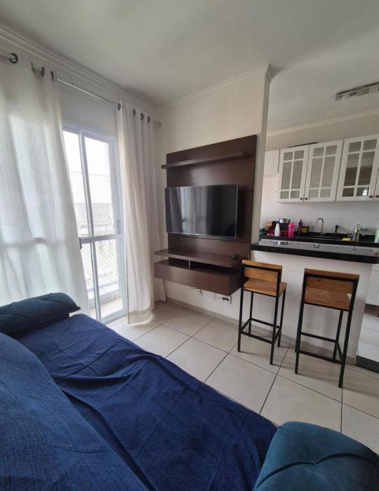 Apto arejado com vista parcial do mar, tudo a pé!