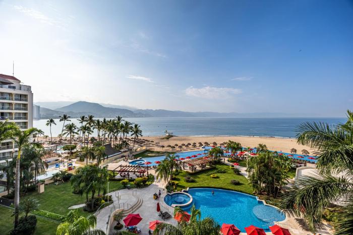 Grand Venetian Beachfront Apartment 503