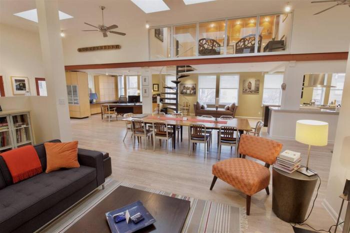 Stunning Art Filled Loft With Abundant Natural Light