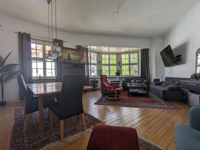 Cozy Historic Apartment, Sauna