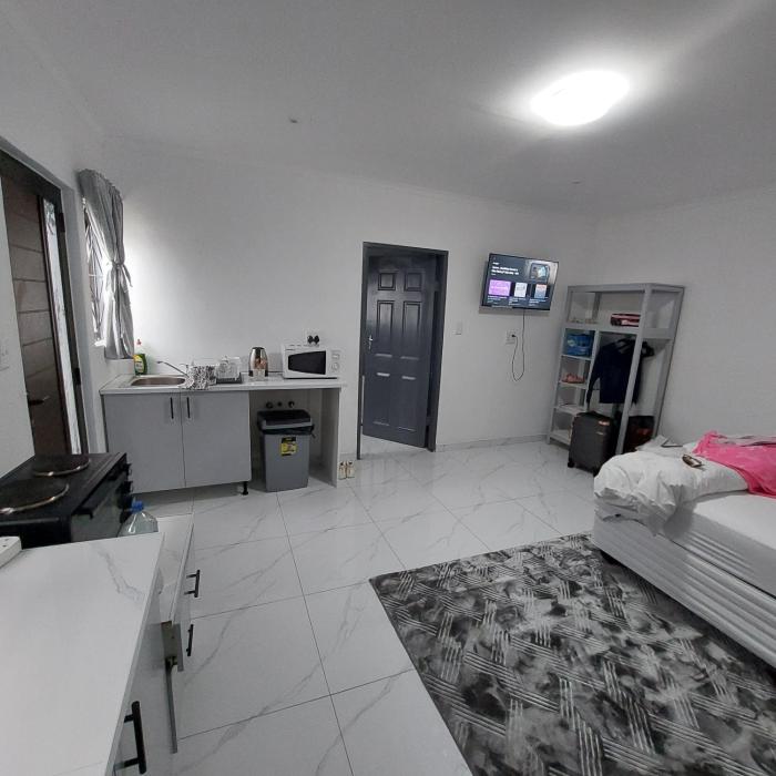 self catering Ensuite