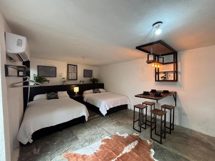 Apartment #4 for 4 Central-WiFi-consulate