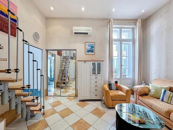 Cosy Short-Term Rental in Cannes