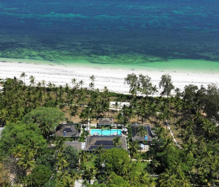 Maya kobe Beachfront Retreat Kilifi