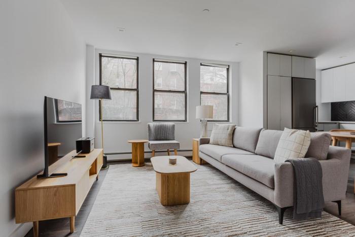 Blueground Dumbo rooftop wd nr bridge NYC-1668