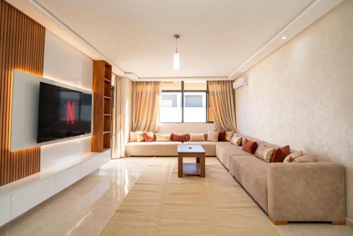 Stijlvol en ruim appartement in toplocatie met ruim terras, privéparking en alle voorzieningen