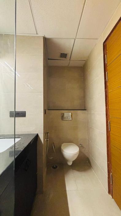 Black and white theme in Lucknow