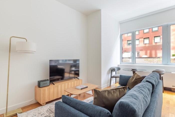 Blueground Tribeca pool nr City Hall Park NYC-2098