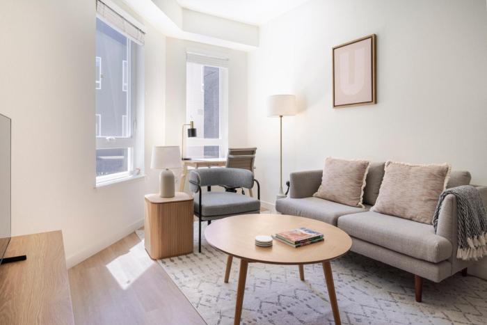 Blueground Old San Leandro fitness center nr Lake Chabot SFO-1929