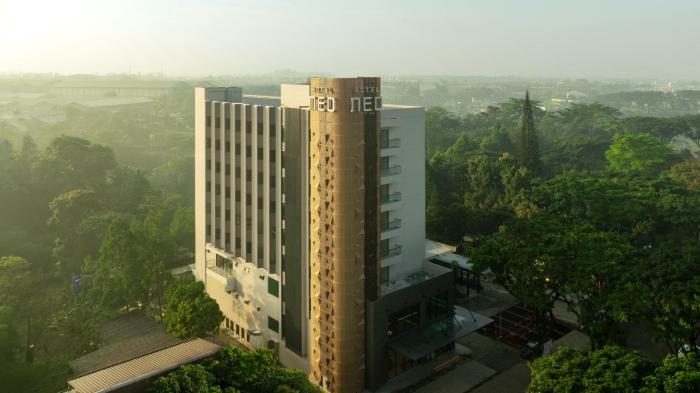Hotel Neo Kota Baru Parahyangan