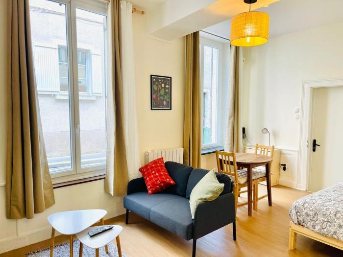 Studio Charretiers, centre ville