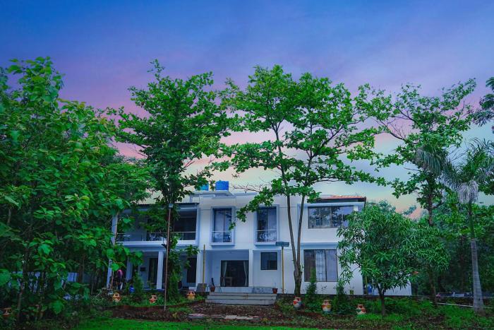Ivory Stays Retreat