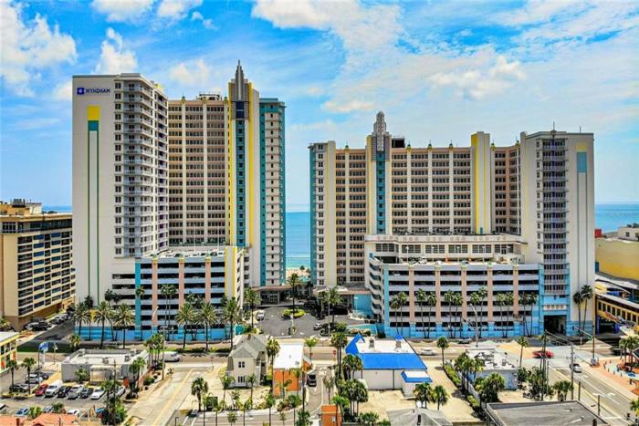3 BR Wyndham Ocean Walk Resort Daytona 4th Floor
