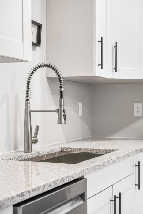 Urban Oasis Robbinsdale - private 2 bedrooms