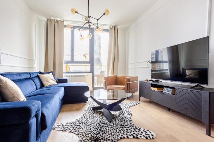 LUMIA Luxury-Balcony-Tower View-Parking