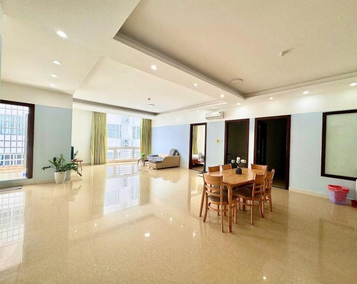 Homestay căn hộ Oasky Vũng Tàu 8M Căn Góc - Cách biển bãi sau 50m