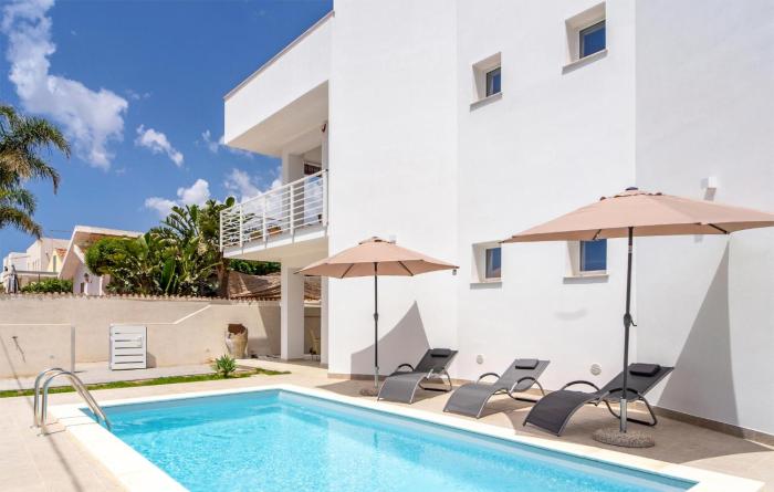 Gorgeous Apartment In Marzamemi
