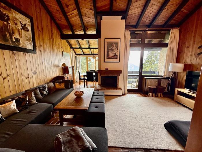 V9 Large Apartment 7 people