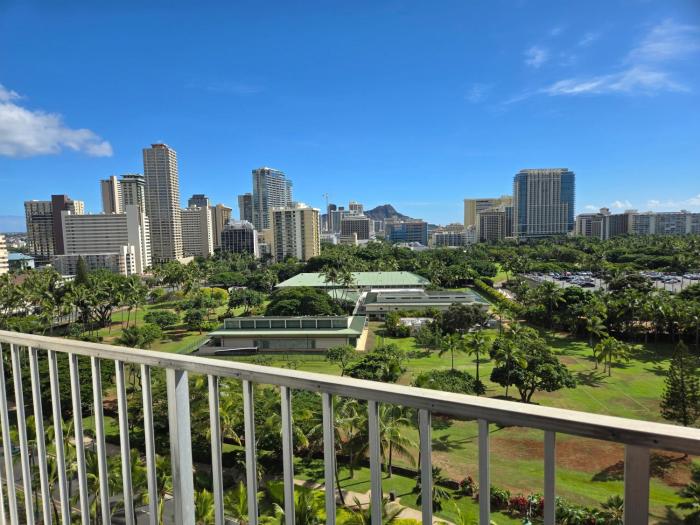 Inn on the Park #1111