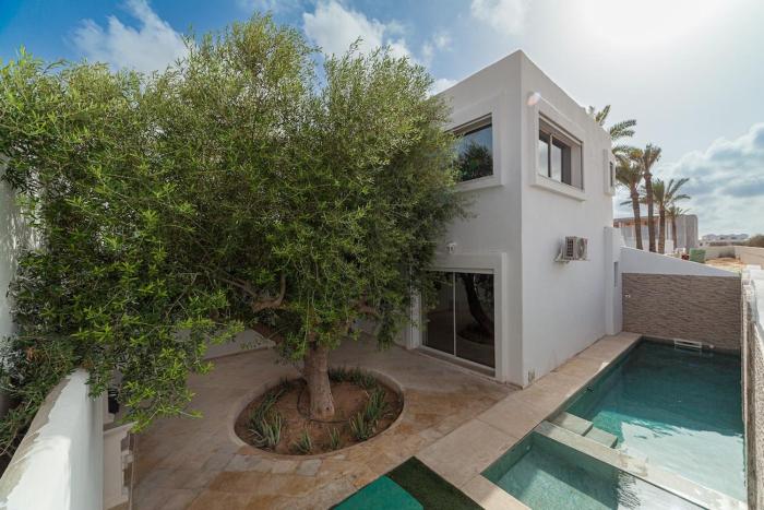Peaceful Oasis With Private Pool - Villa Zahra
