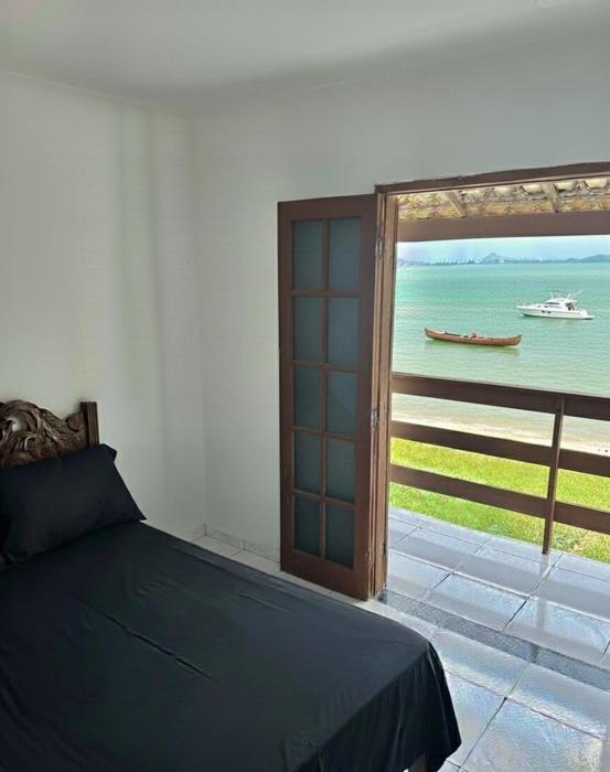 Pé na areia lagoa e praias visão incrível