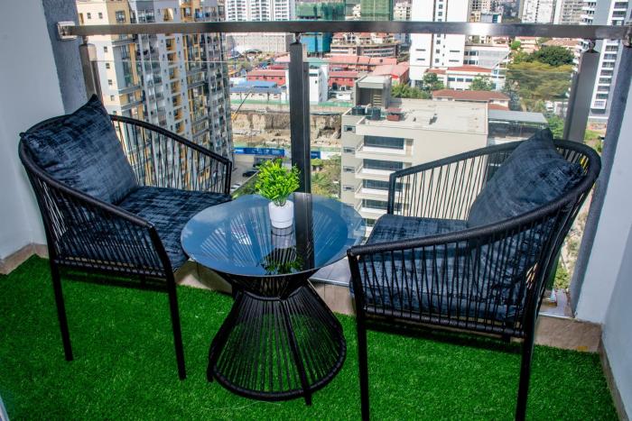 Private one bedroom , Near Yaya Center , City Views
