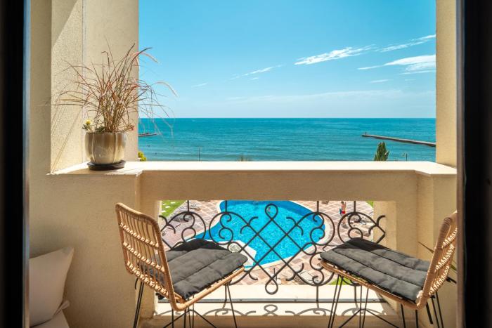 Apartment Irini- sea view, free parking, complex Carpe Diem