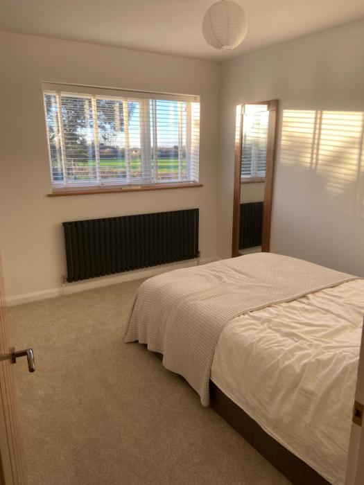 Comfortable Homestay by Earith Lakes