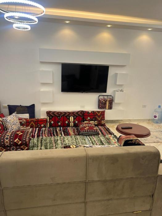 Brand new luxury apartment in Hadayek el ahram