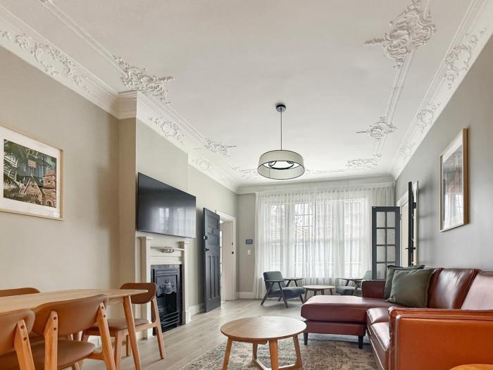 The Edward Residences, Quiet Luxury 3 bed condo