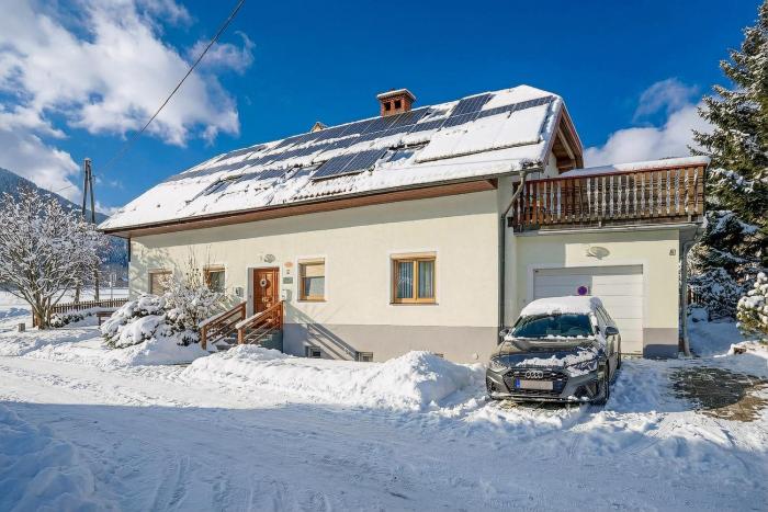 Alpine Chalet Planica with Sauna - Happy Rentals