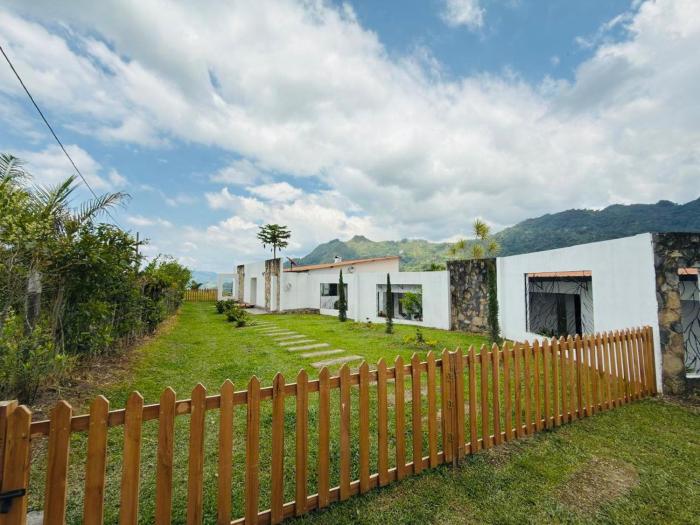 Quinta Grande El Santo Ángel