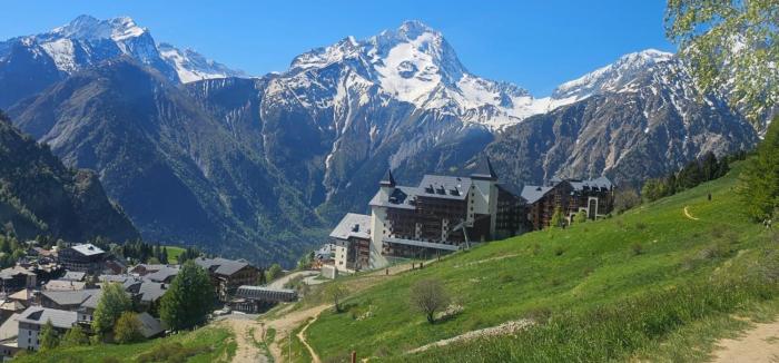 Face au Glacier de la Muzelle, séjour magique aux Deux Alpes