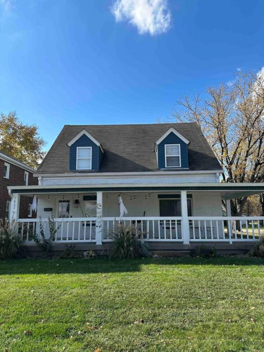 Charming 2BR Speedway Home, Walk to IMS and Main