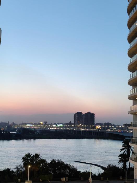 شقة فندقية كورنيش النيل المعادي 4 Tawor Risdont Apartment at Nile Maadi 4