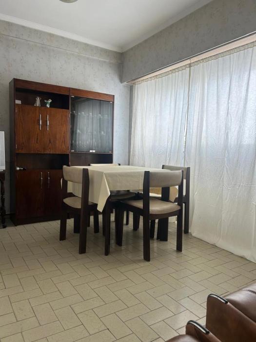 Luminoso departamento céntrico para 4 personas 2 amb