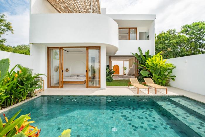 Stylish New Villa close to the beach