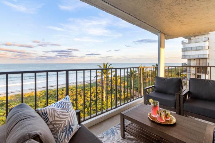 Ocean Harbour South 608