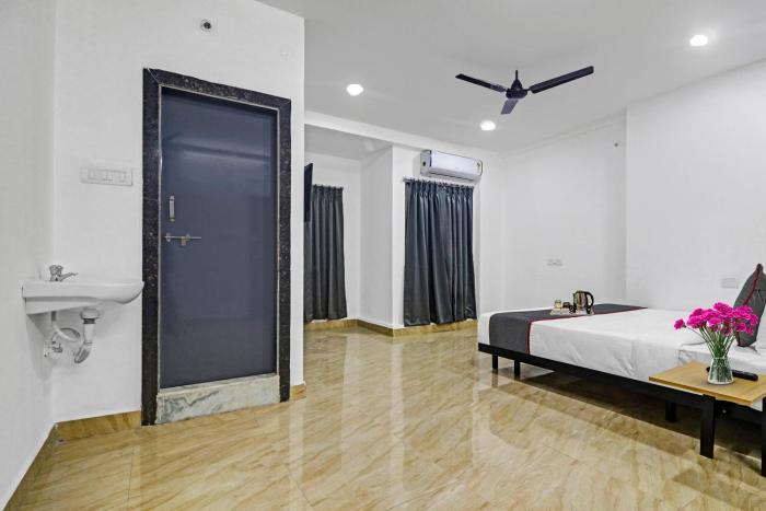 Townhouse De Alphabet Hotel