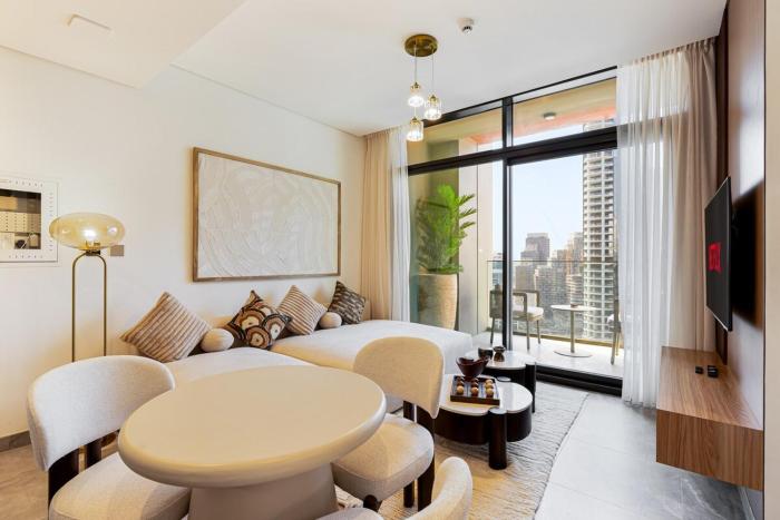 Cosy-Chic 1Bed with Canal Views Near Burj Khalifa