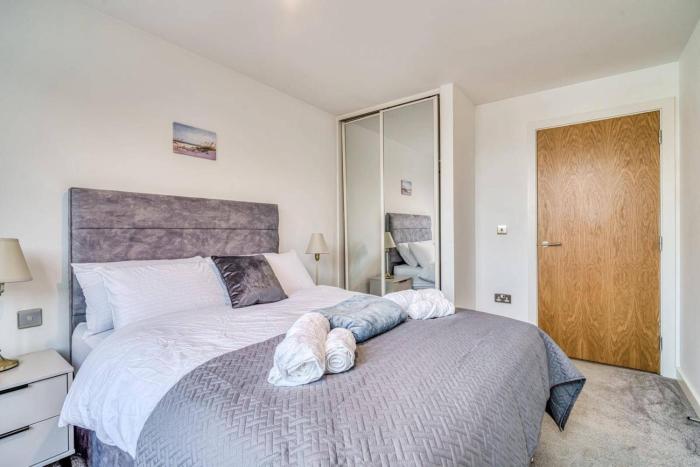 Rooftop - Balcony - WiFi - Parking - Sleeps 5