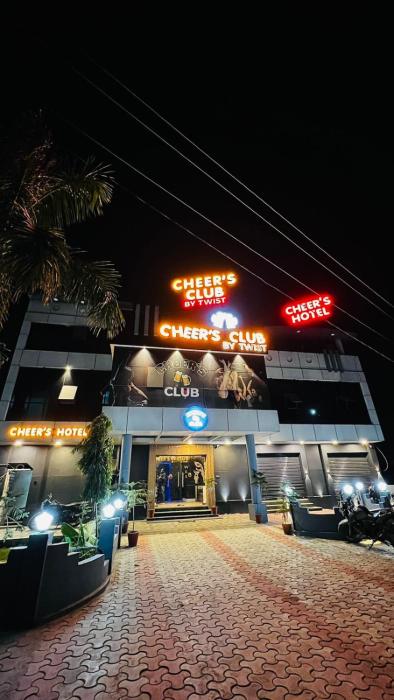 Cheers Club & Hotel