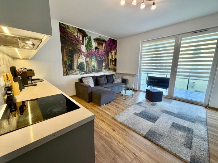 Modlinska Residence by JumpInHere