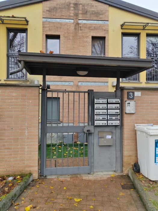 Two-Level Milan Home Ca Granda